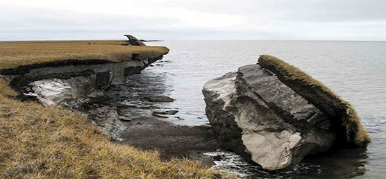 Recent Arctic erosion and loss of permafrost along the Alaskan coast. Photo from USGS